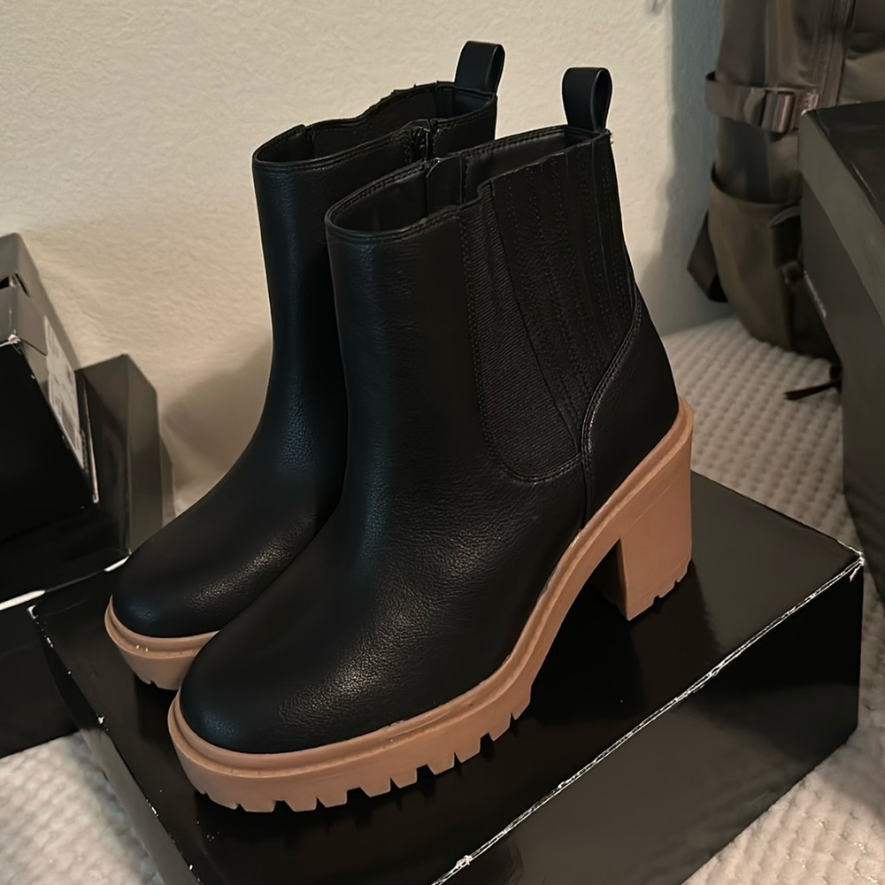 BRAND NEW Torrid Boots